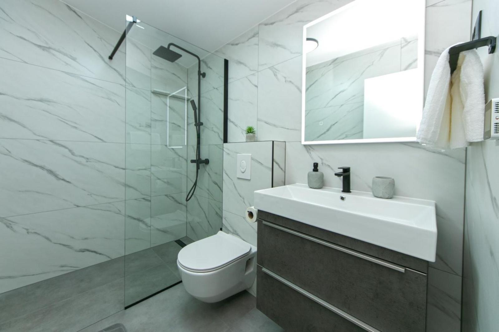 Apartmani Kika Brela