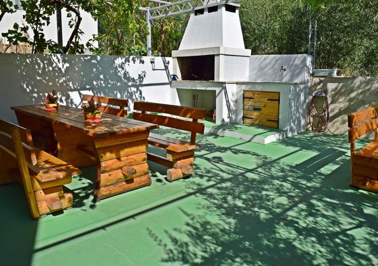 Apartmani Kika Apartment